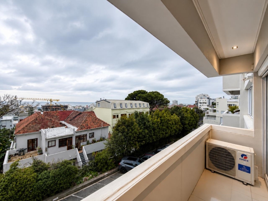 To Let 3 Bedroom Property for Rent in Sea Point Western Cape